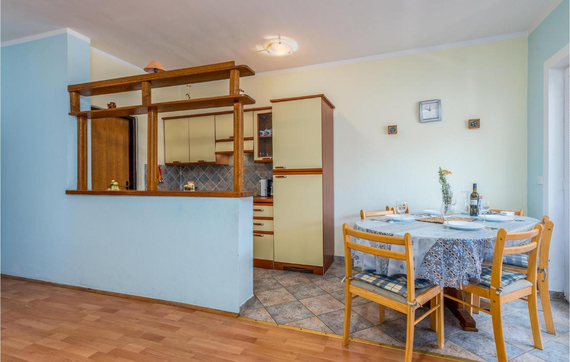 Beautiful Apartment In Pinezici With Wifi Exterior foto