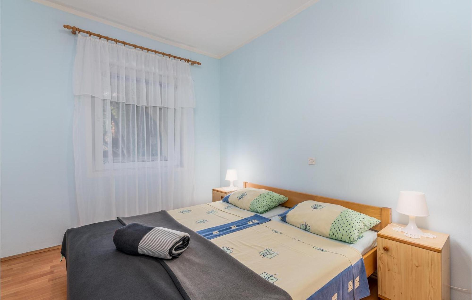Beautiful Apartment In Pinezici With Wifi Exterior foto
