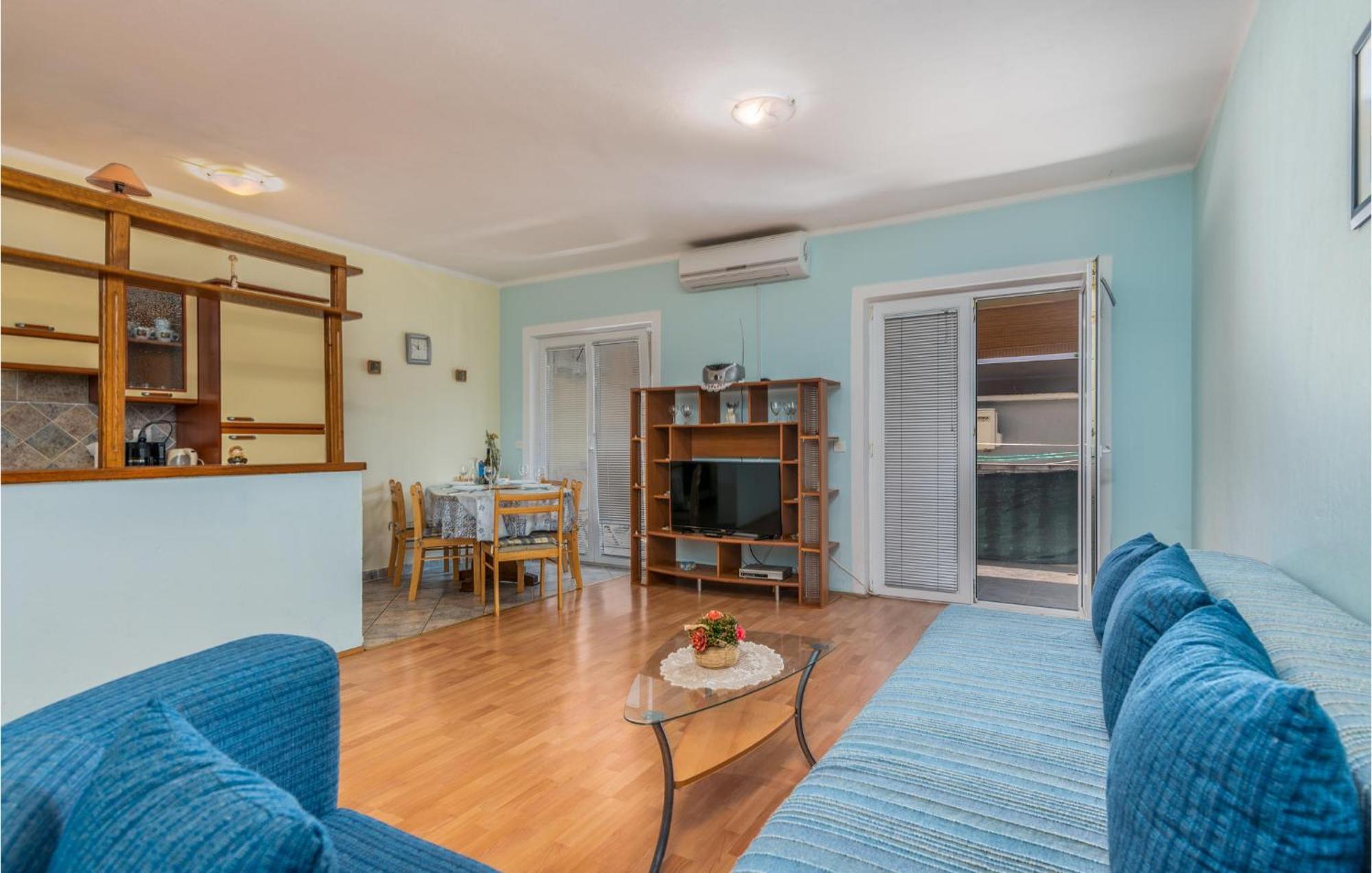 Beautiful Apartment In Pinezici With Wifi Exterior foto